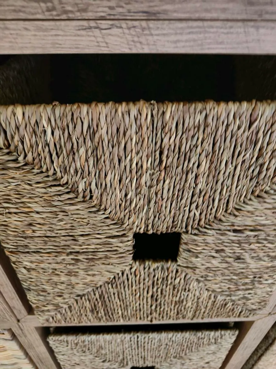 Storage cubes and baskets - Image 3