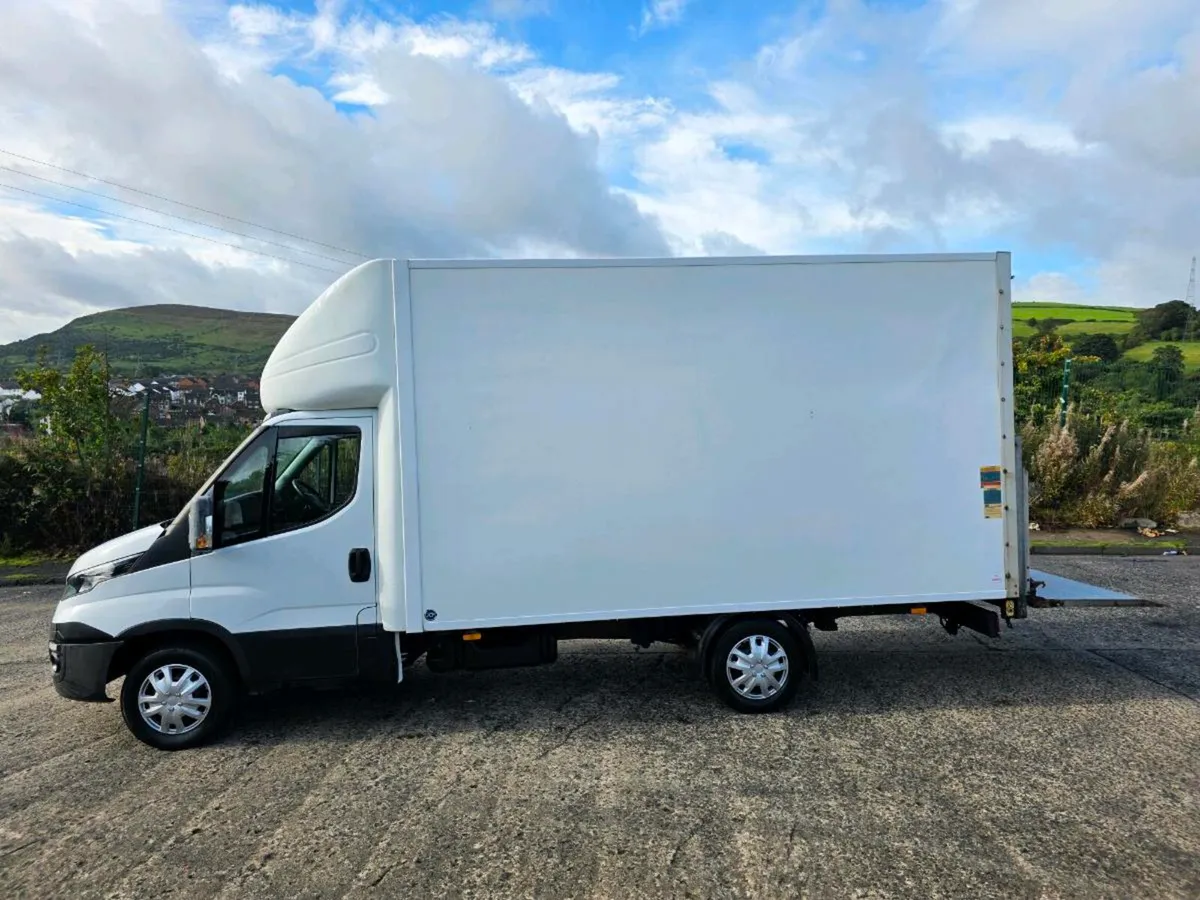 2016 iveco daily luton van - Image 3