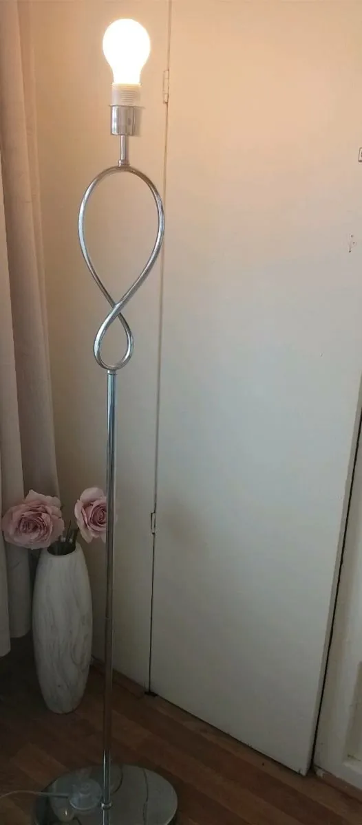 Floor lamp for sale no lamp shade has bulb - Image 1