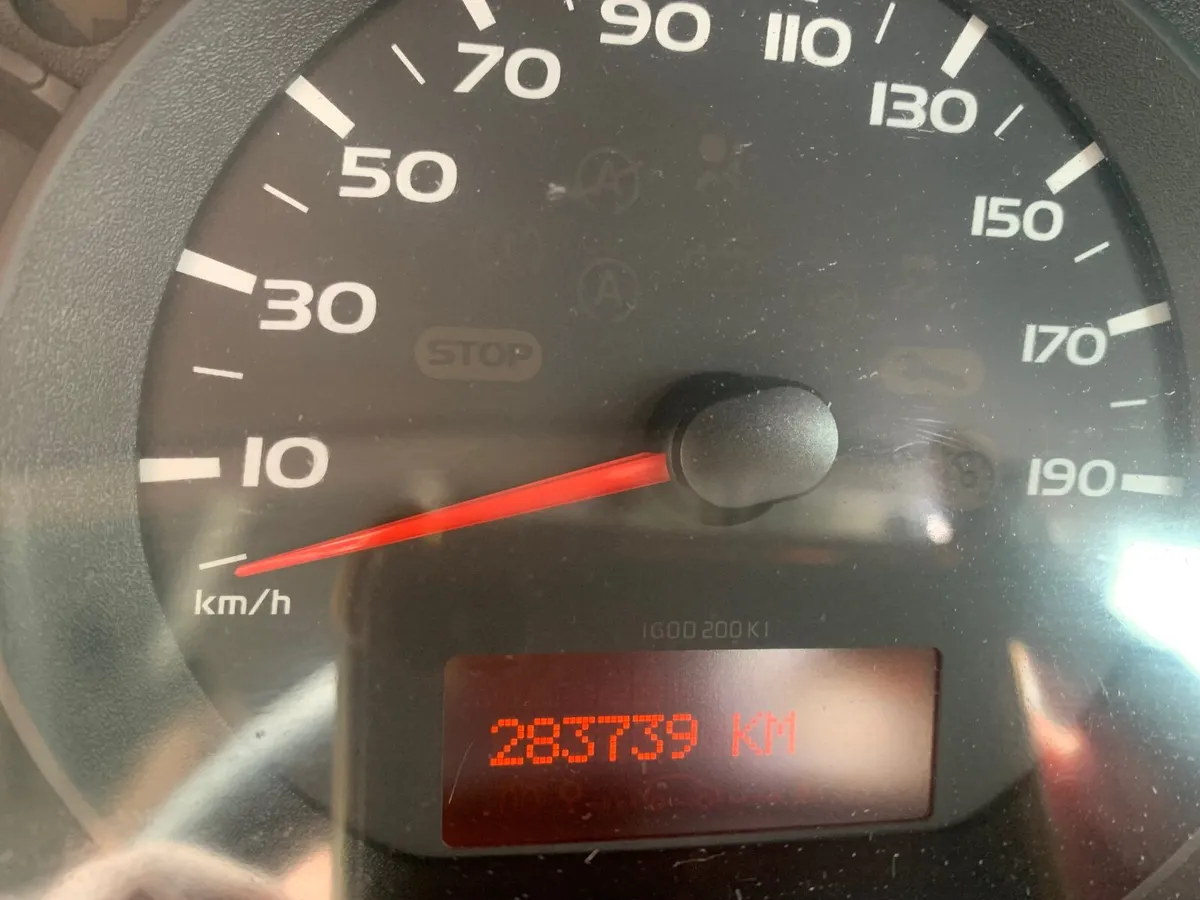 Renault Master 2015 - Image 2