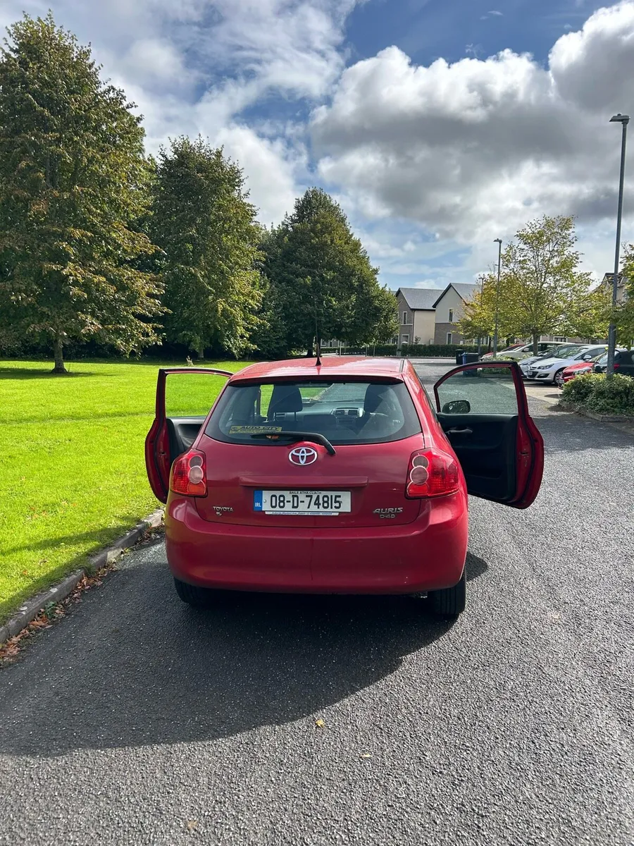 Car - Image 3