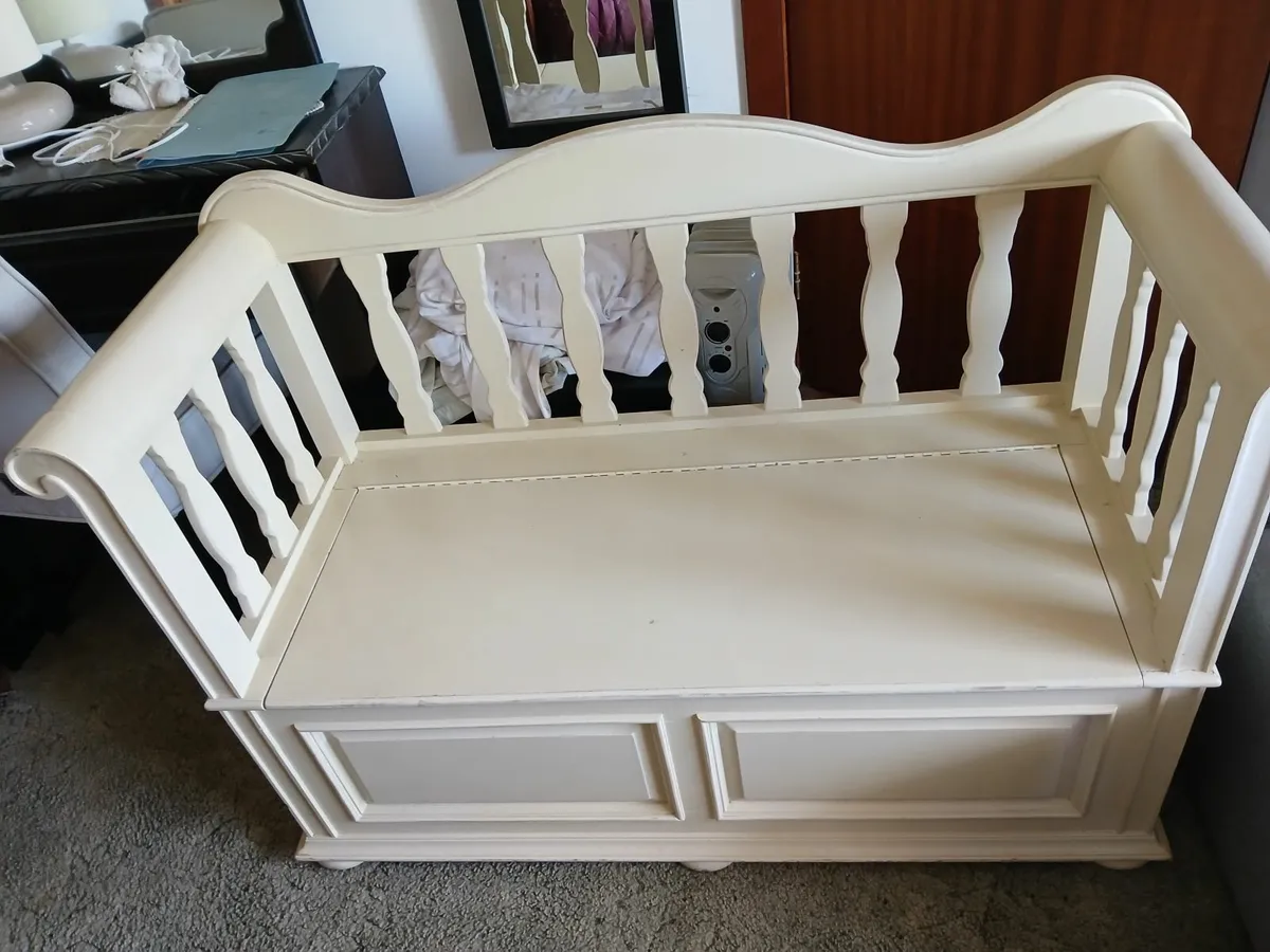 Bench double seat/under storage..delivered - Image 1