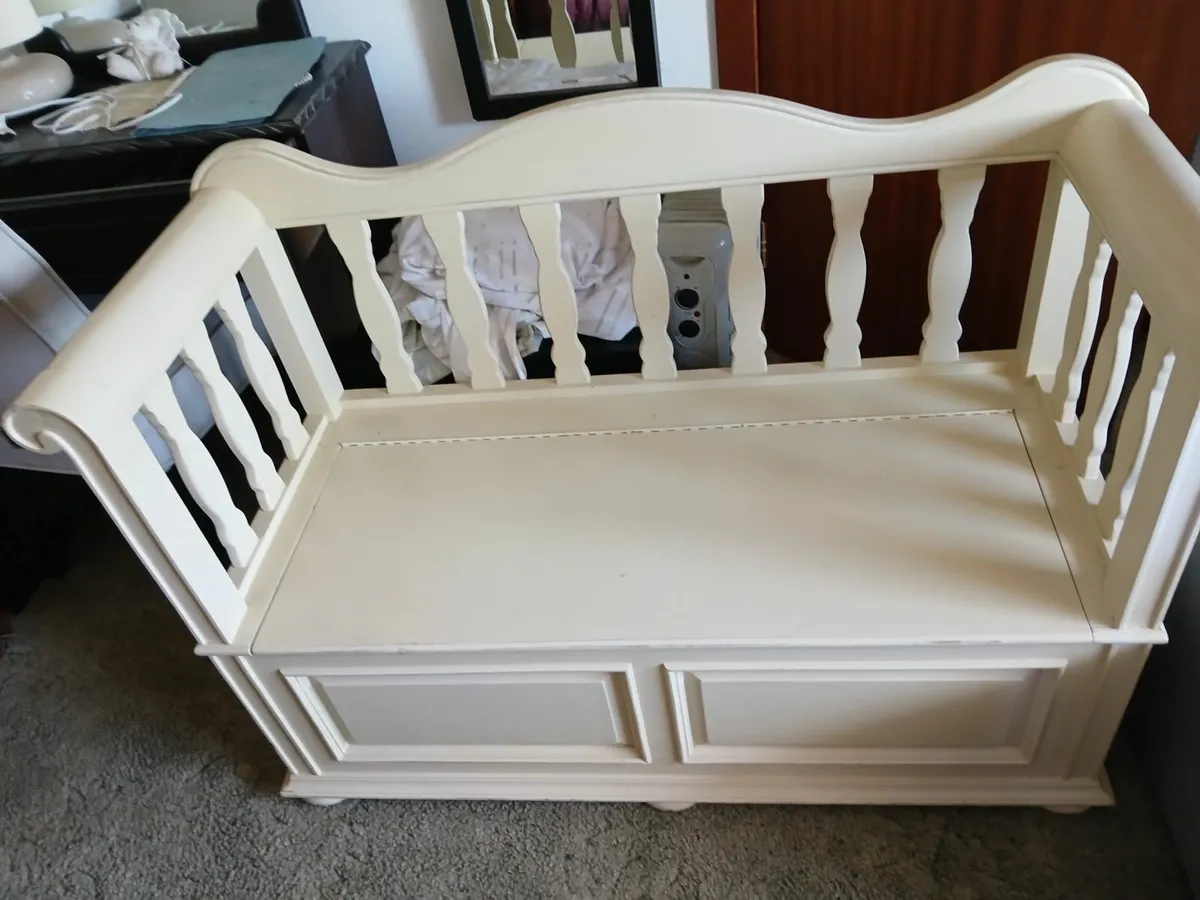 Bench double seat/under storage..delivered - Image 3