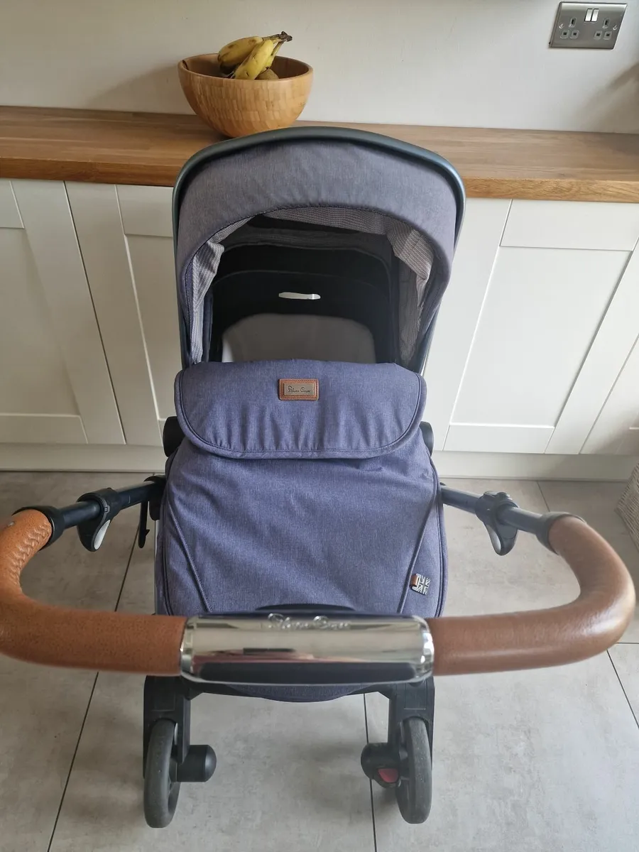 Silver Cross travel system - Image 4