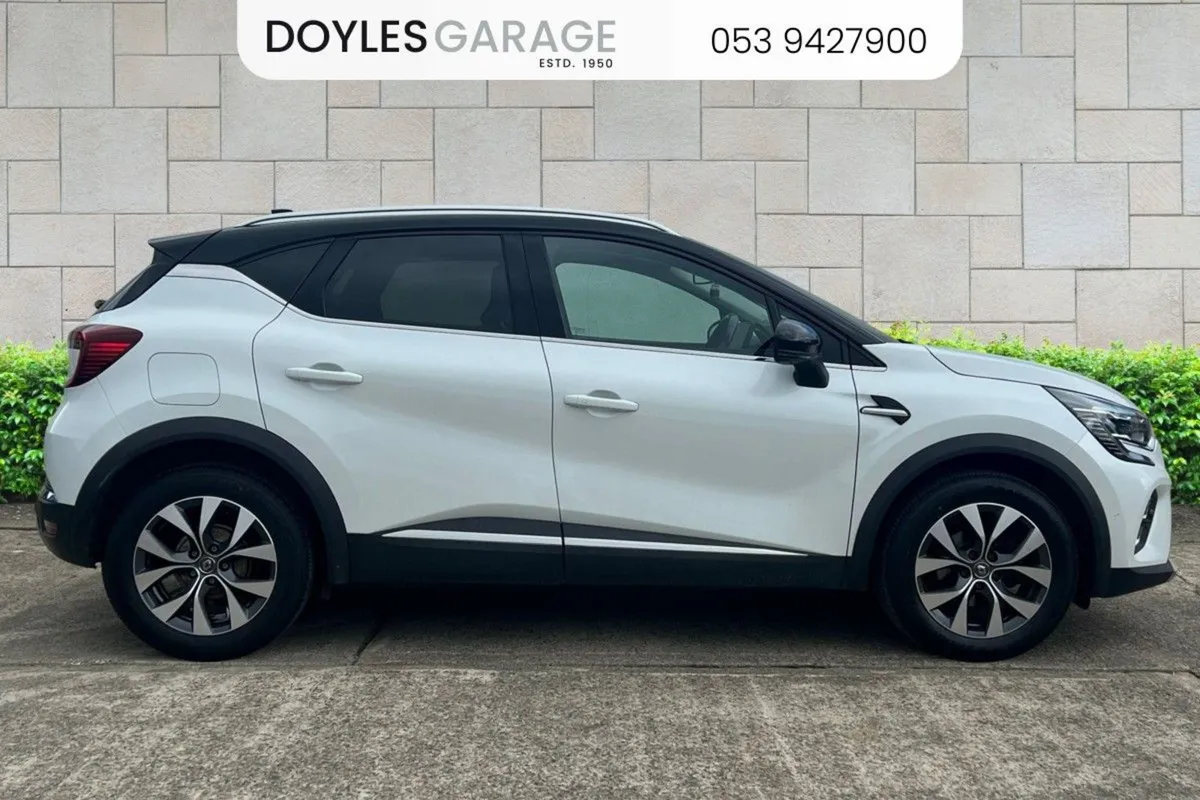 Renault Captur S-edition 1.5 dCi Diesel 95bhp - Image 2