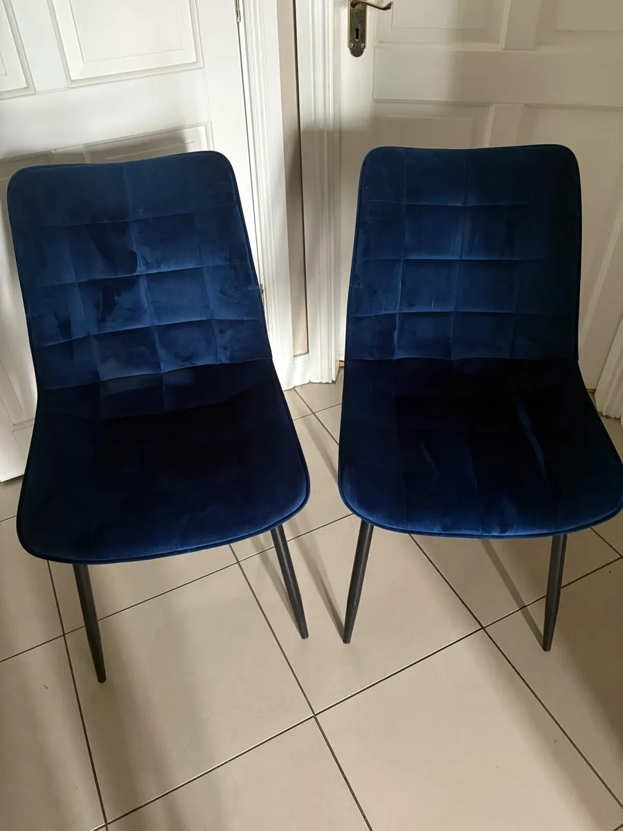 Dining chairs - Image 1