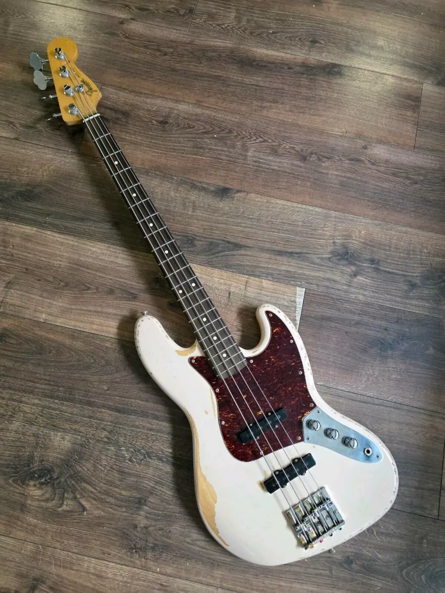 Fender Jazz Bass Flea Signature - Image 2