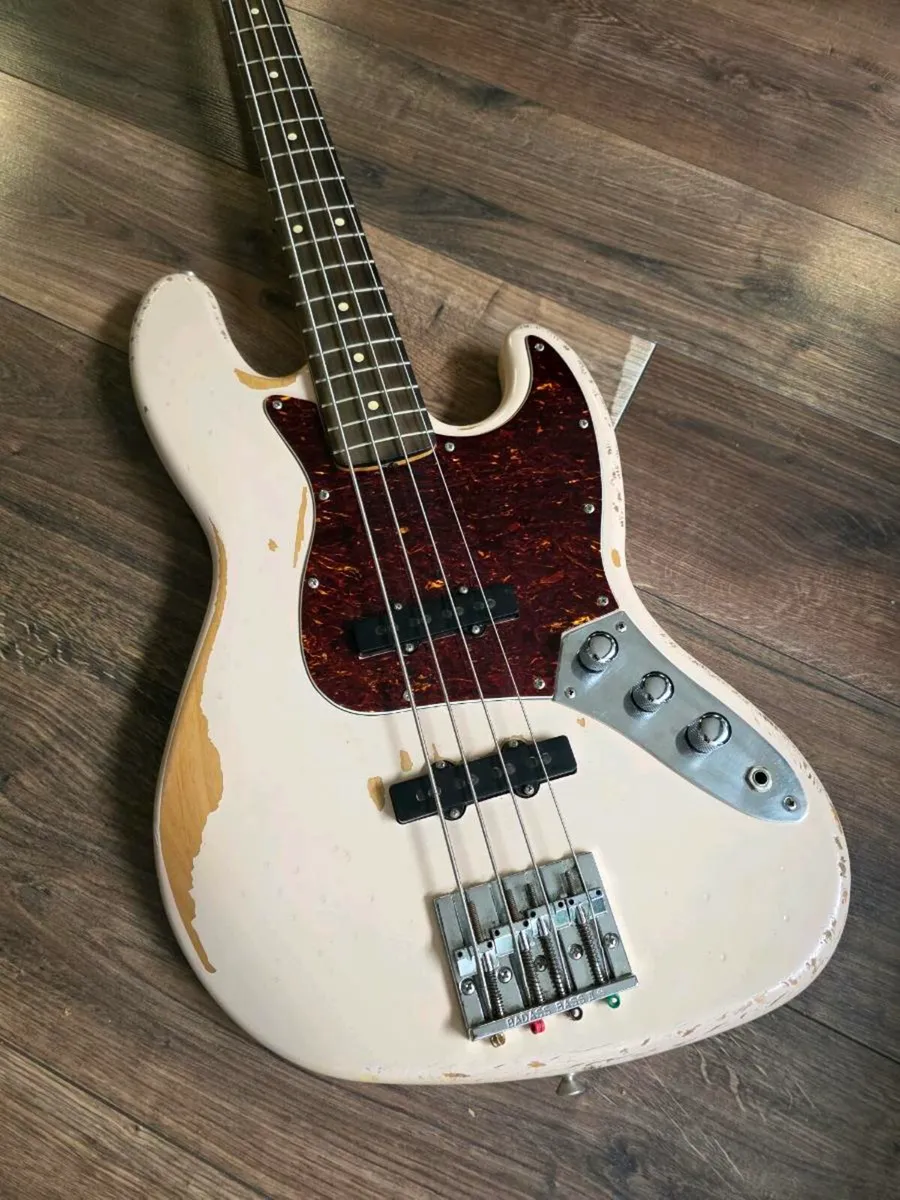 Fender Jazz Bass Flea Signature - Image 3