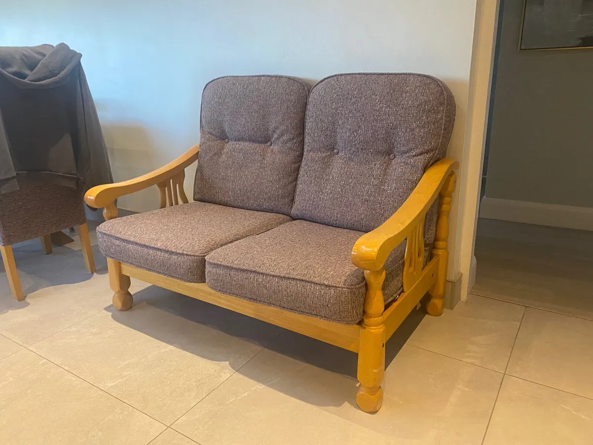 2 seater couch - Image 2