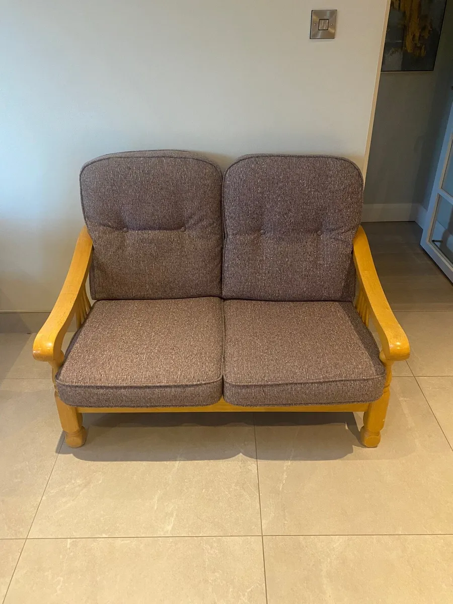 2 seater couch - Image 4