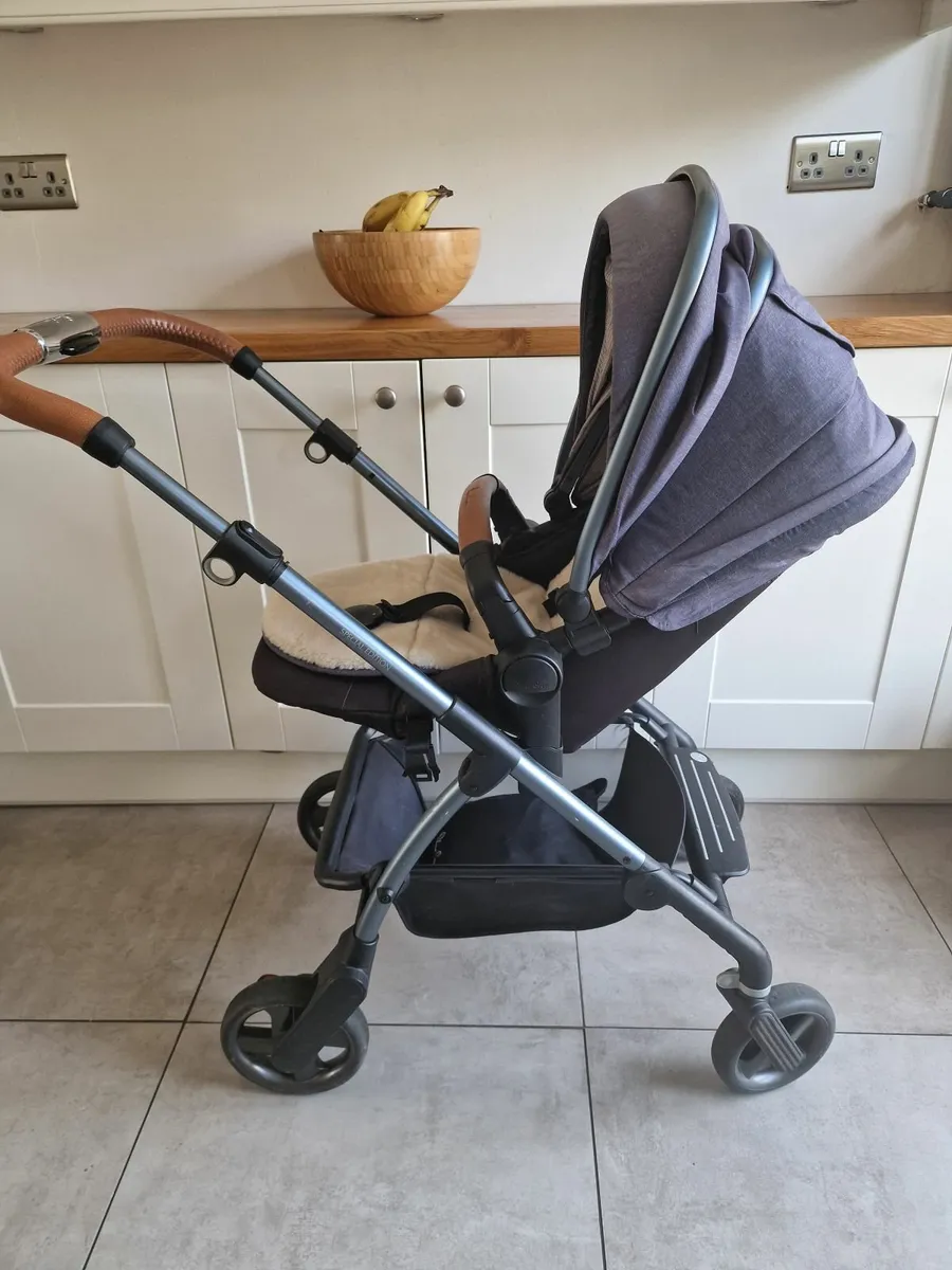 Silver Cross travel system - Image 1