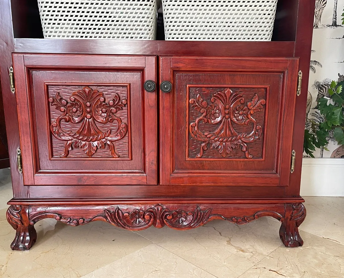 Cabinet - Image 3