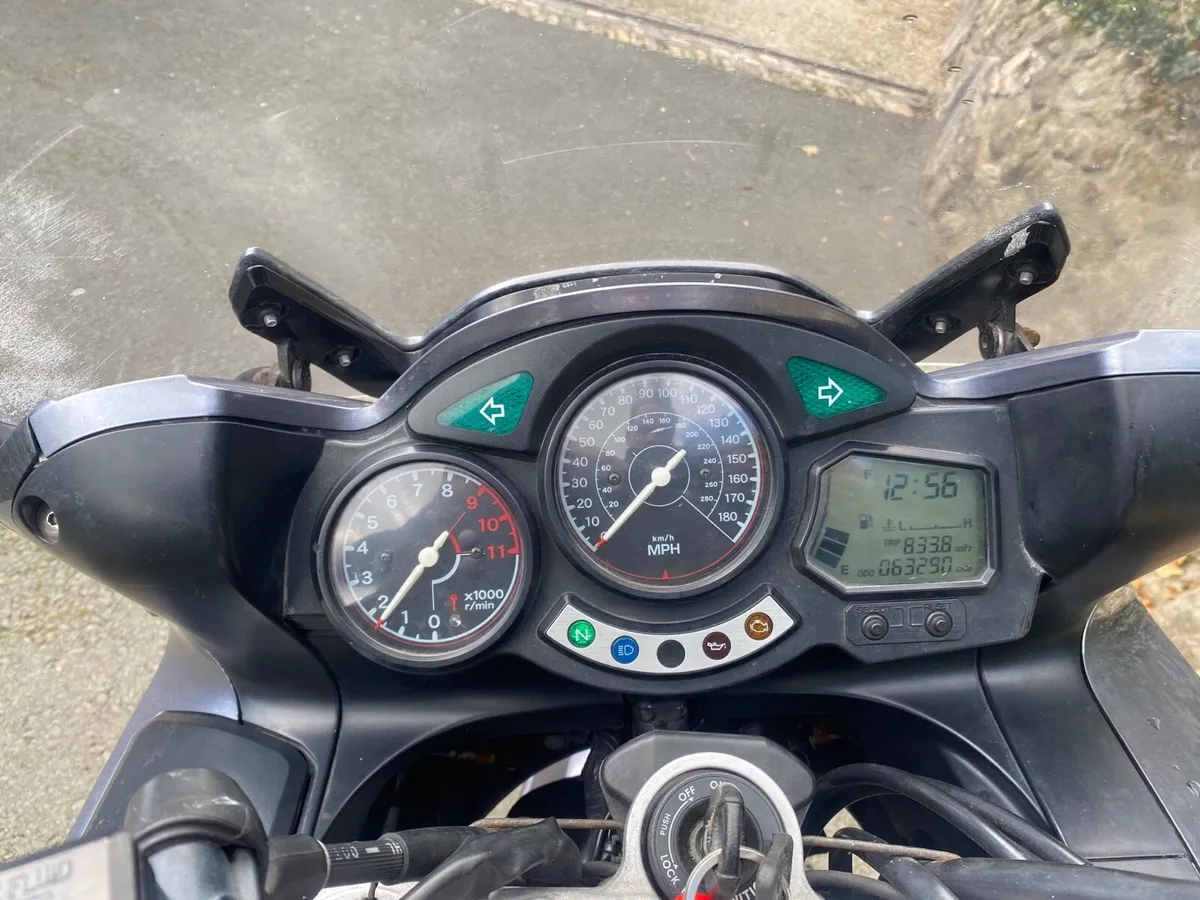 2003 fjr 1300 - Image 2