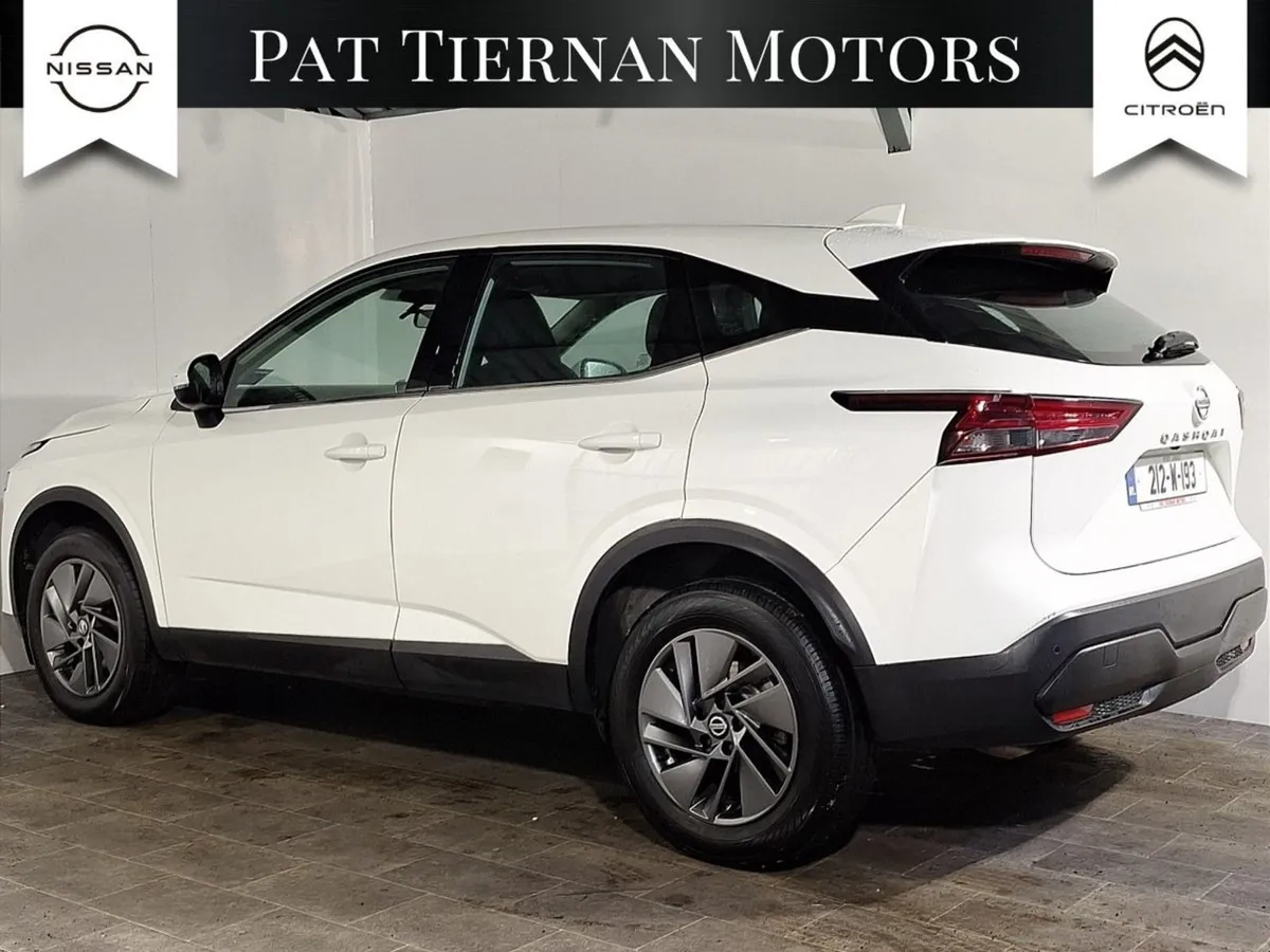 Nissan QASHQAI 1.3 PET Mild Hybrid SV - Image 2