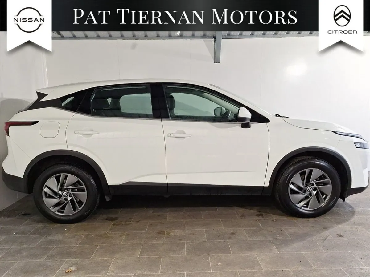 Nissan QASHQAI 1.3 PET Mild Hybrid SV - Image 3