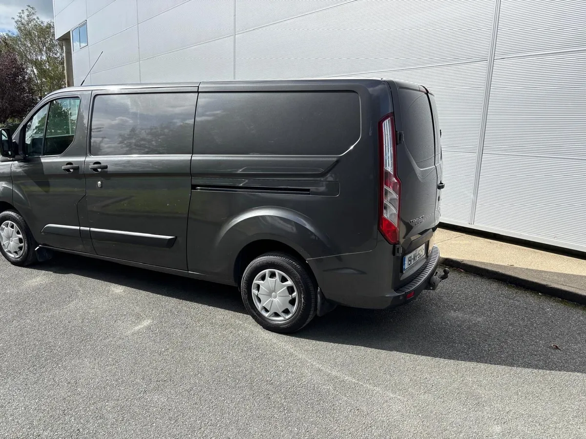 191 Ford Transit Custom Trend - Image 2