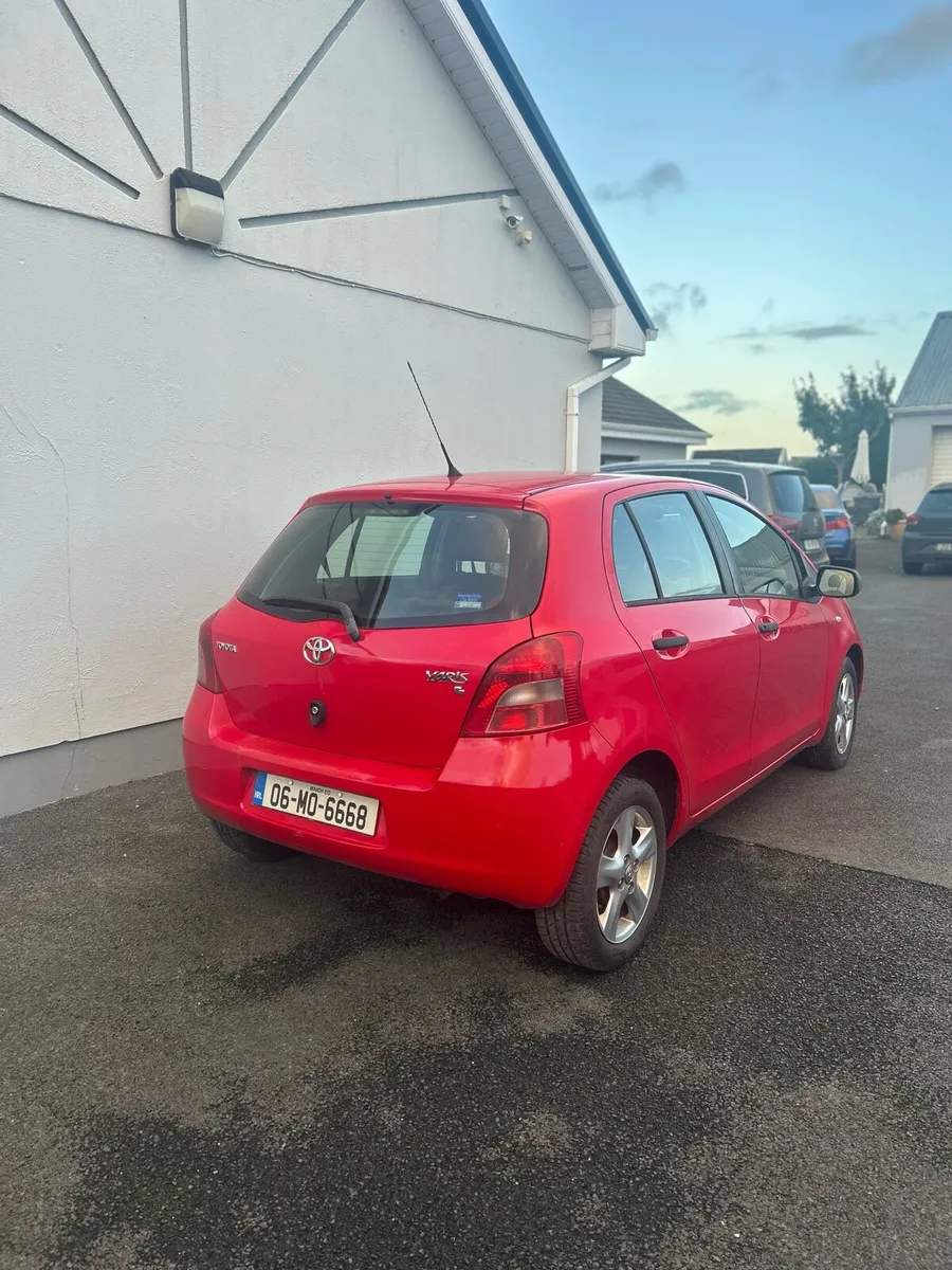 Toyota Yaris - Image 2