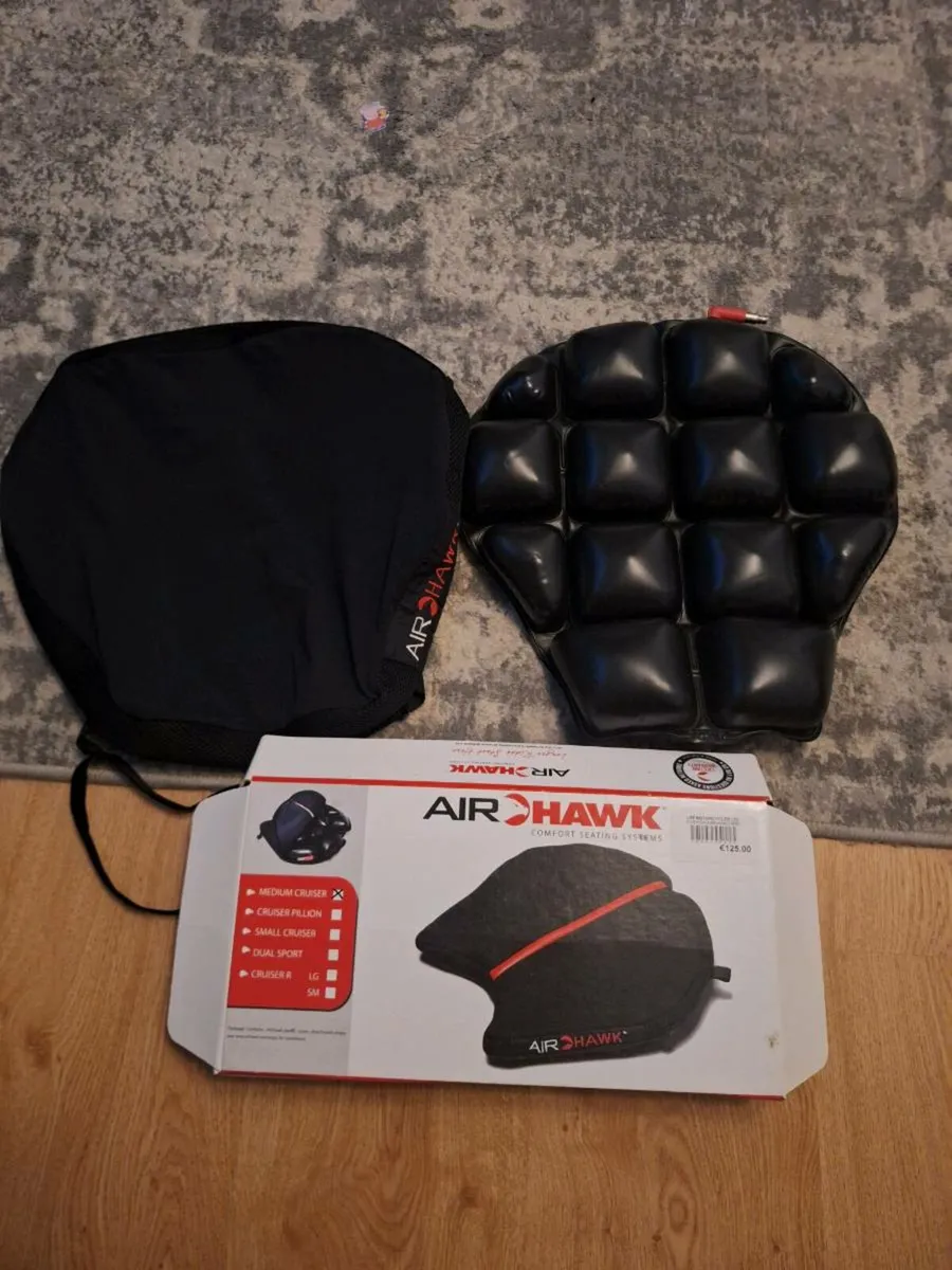 Seat cushion - Image 1