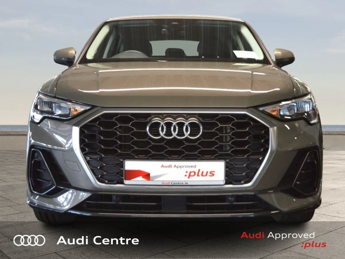 Audi Q3 45 Sportback Tfsi-e S-tronic SE - Image 2
