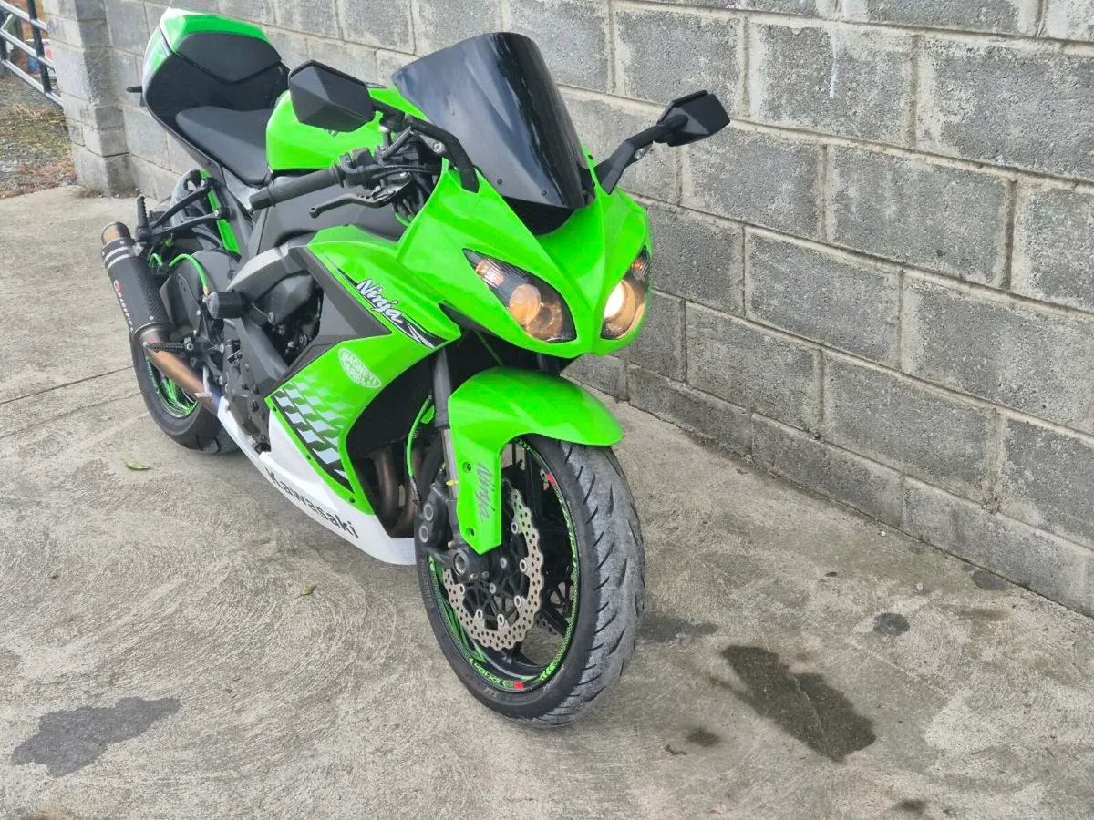Kawasaki ZX10R - Image 3