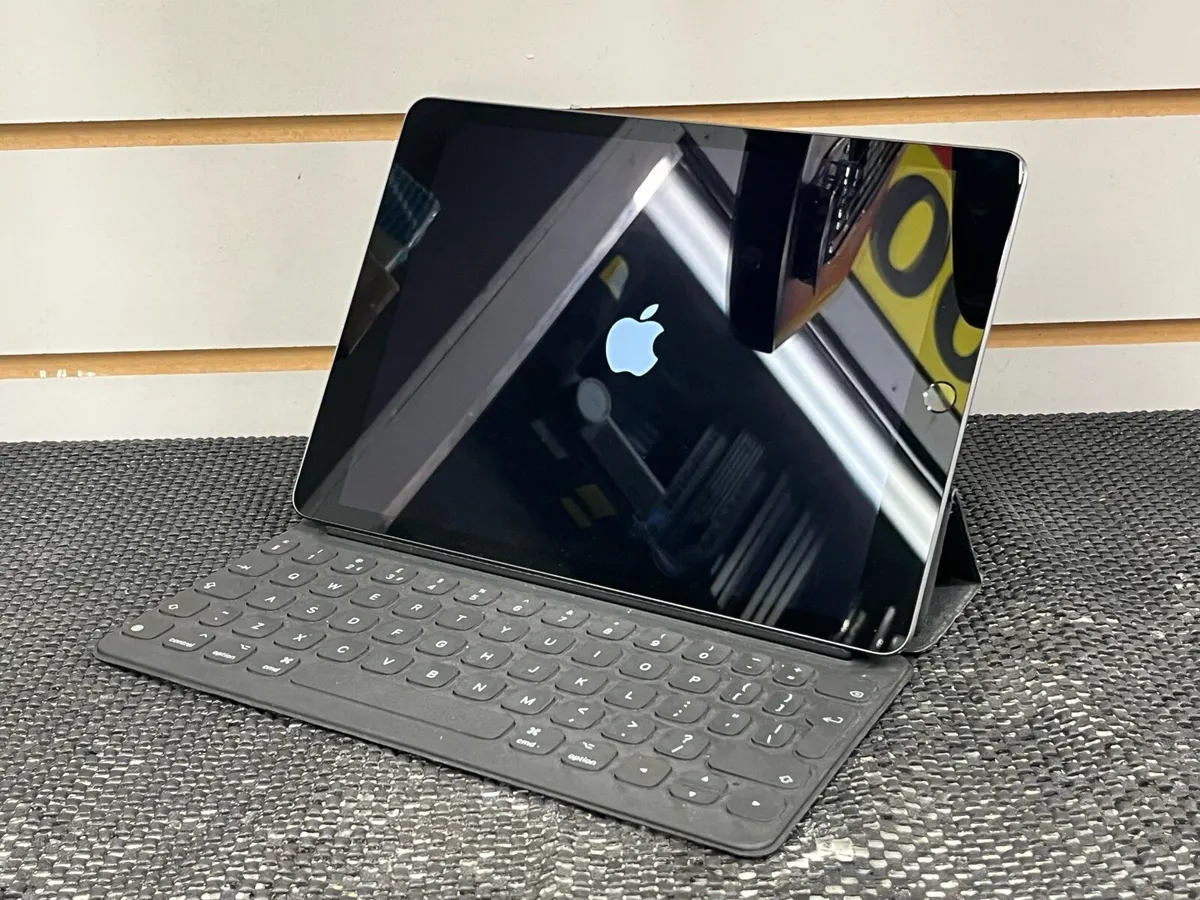 iPad 9th gen 64GB - Image 3