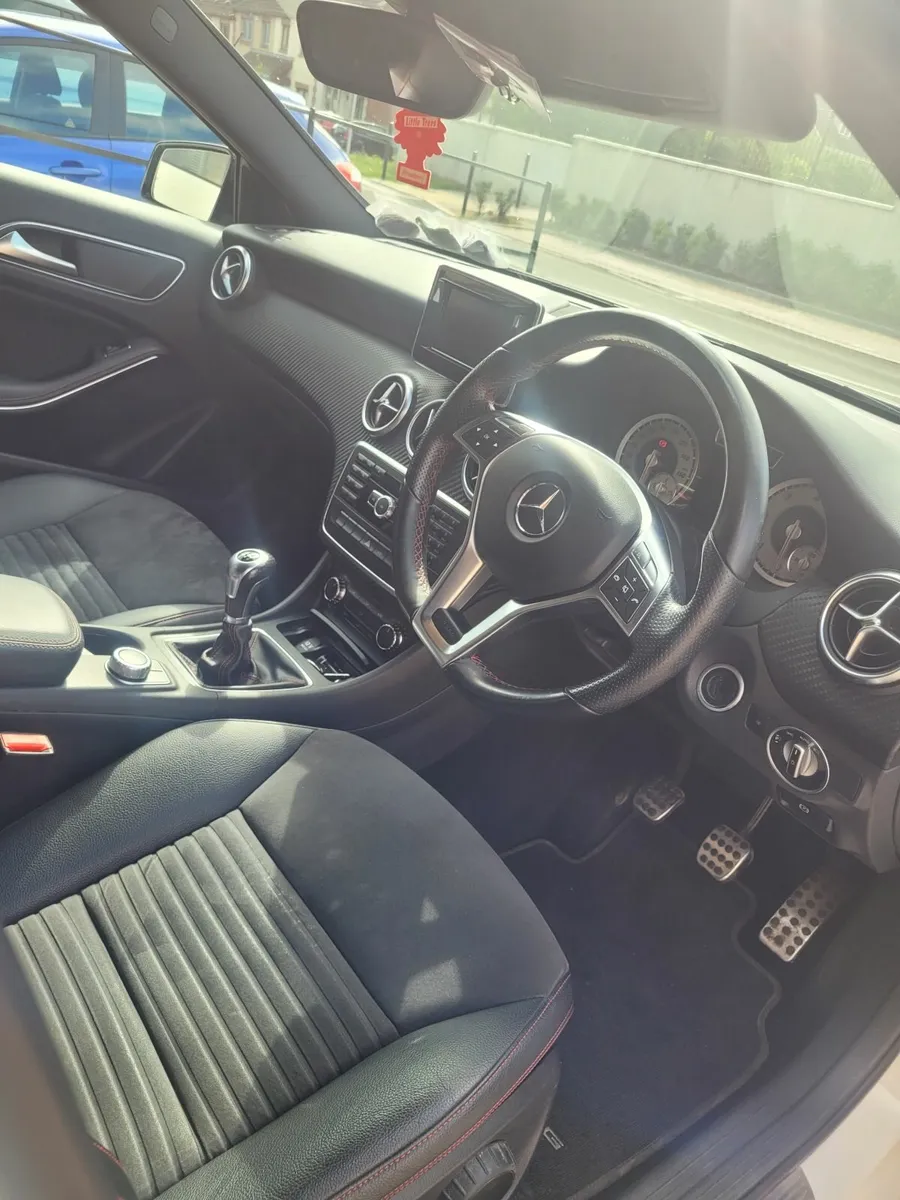 Mercedes-Benz A-Class 2014 - Image 4