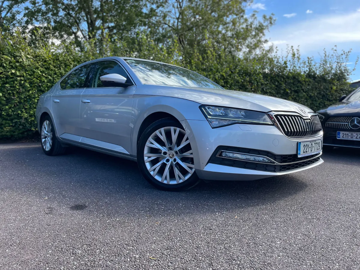 22 SUPERB STYLE AUTO | BIG SPEC | 1 OWNER - Image 3