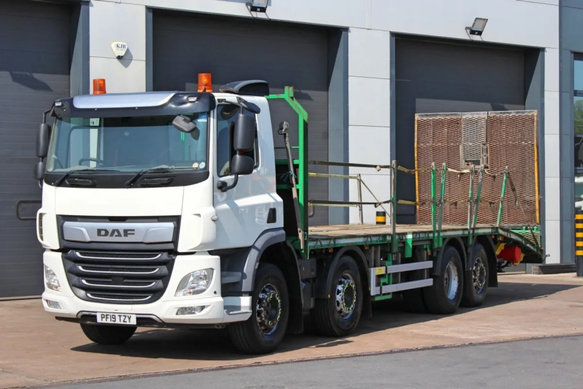 2019 DAF CF 410 8X2 CHEESEWEDGE-BEAVERTAIL BODY - Image 3