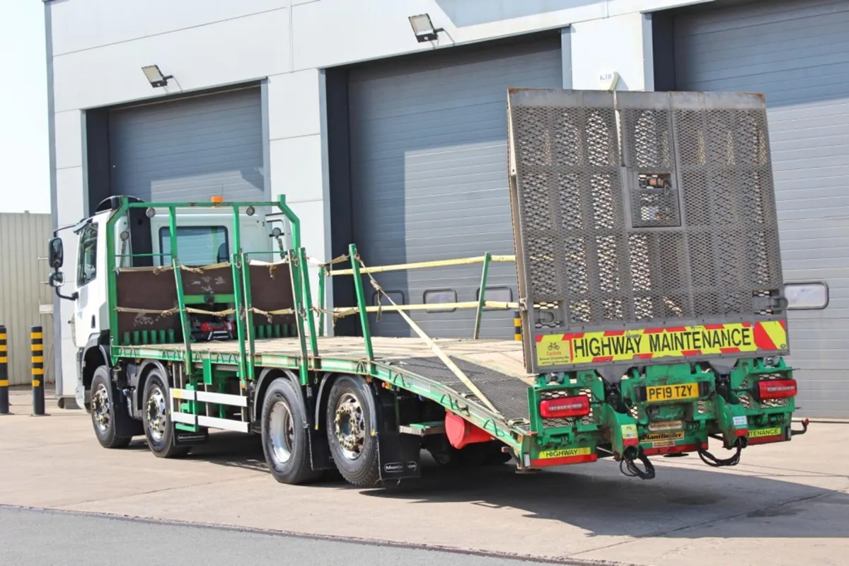 2019 DAF CF 410 8X2 CHEESEWEDGE-BEAVERTAIL BODY - Image 4