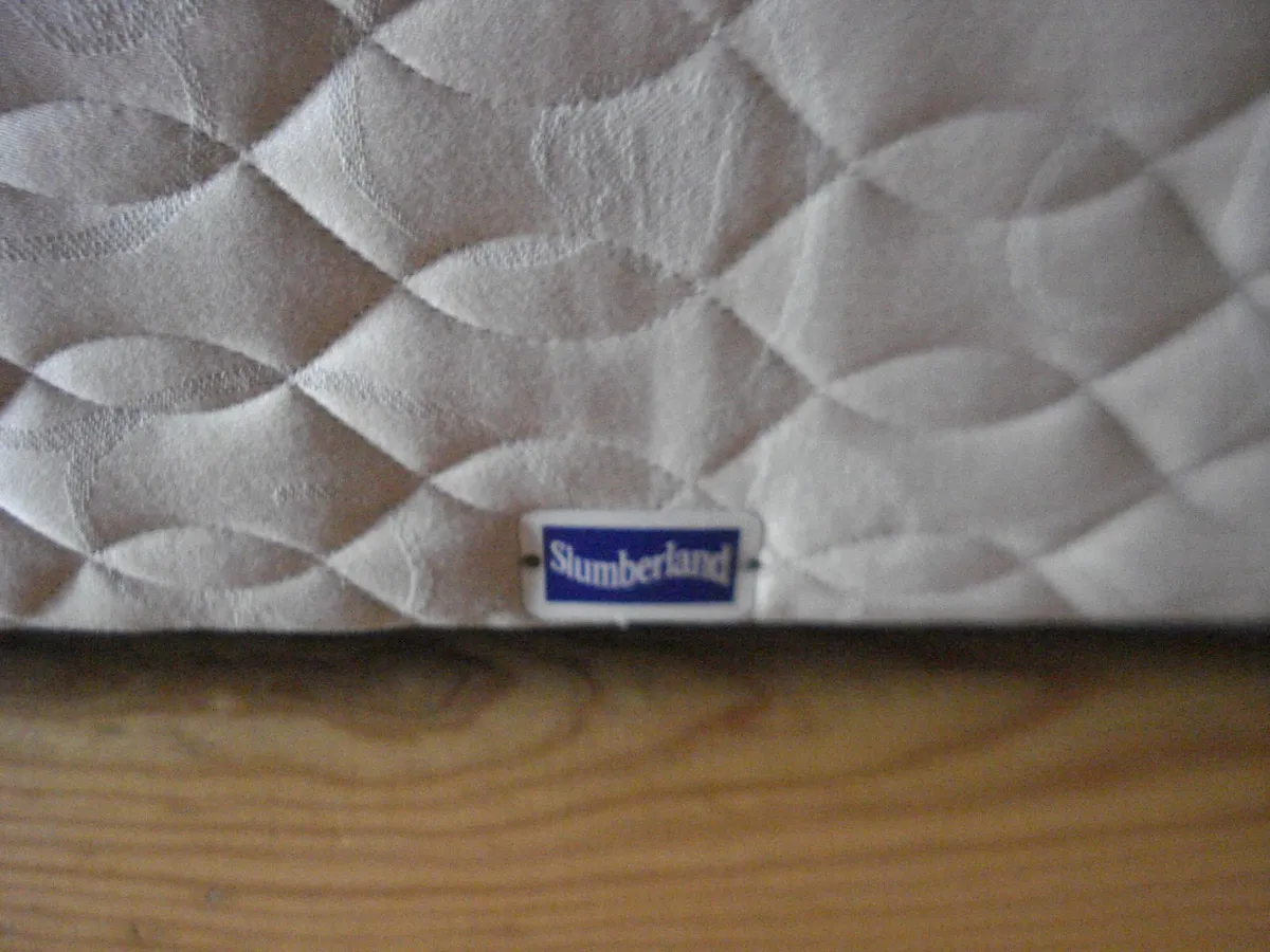 SLUMBERLAND DOUBLE DIVAN BED BASE. - Image 2