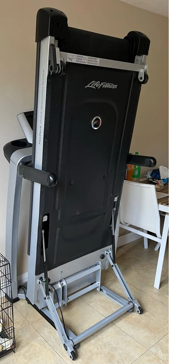 Life fitness F3 commercial treadmill - Image 1