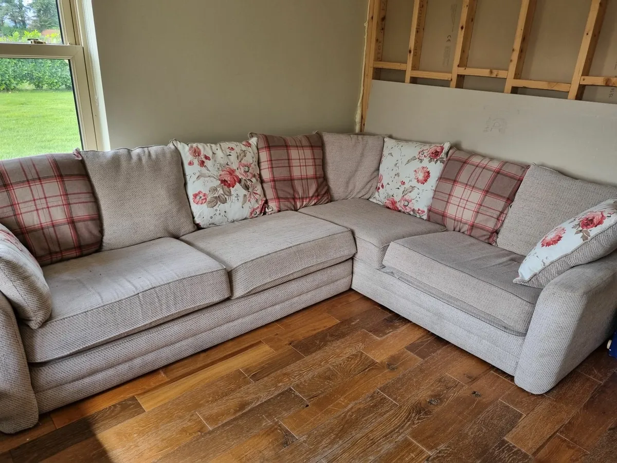 Sofa - Image 2