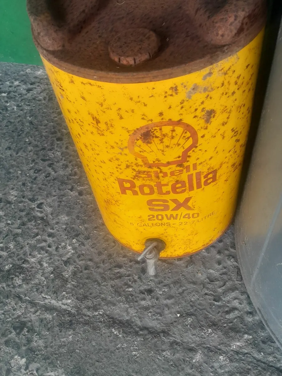 Vintage shell garage  equipment - Image 4
