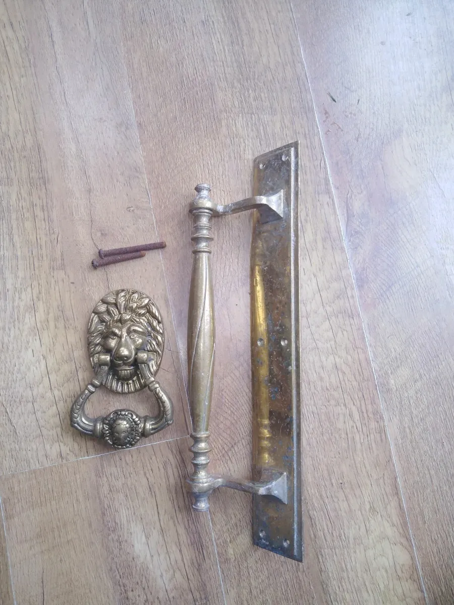 Solid brass antique push pull handle and door knoc