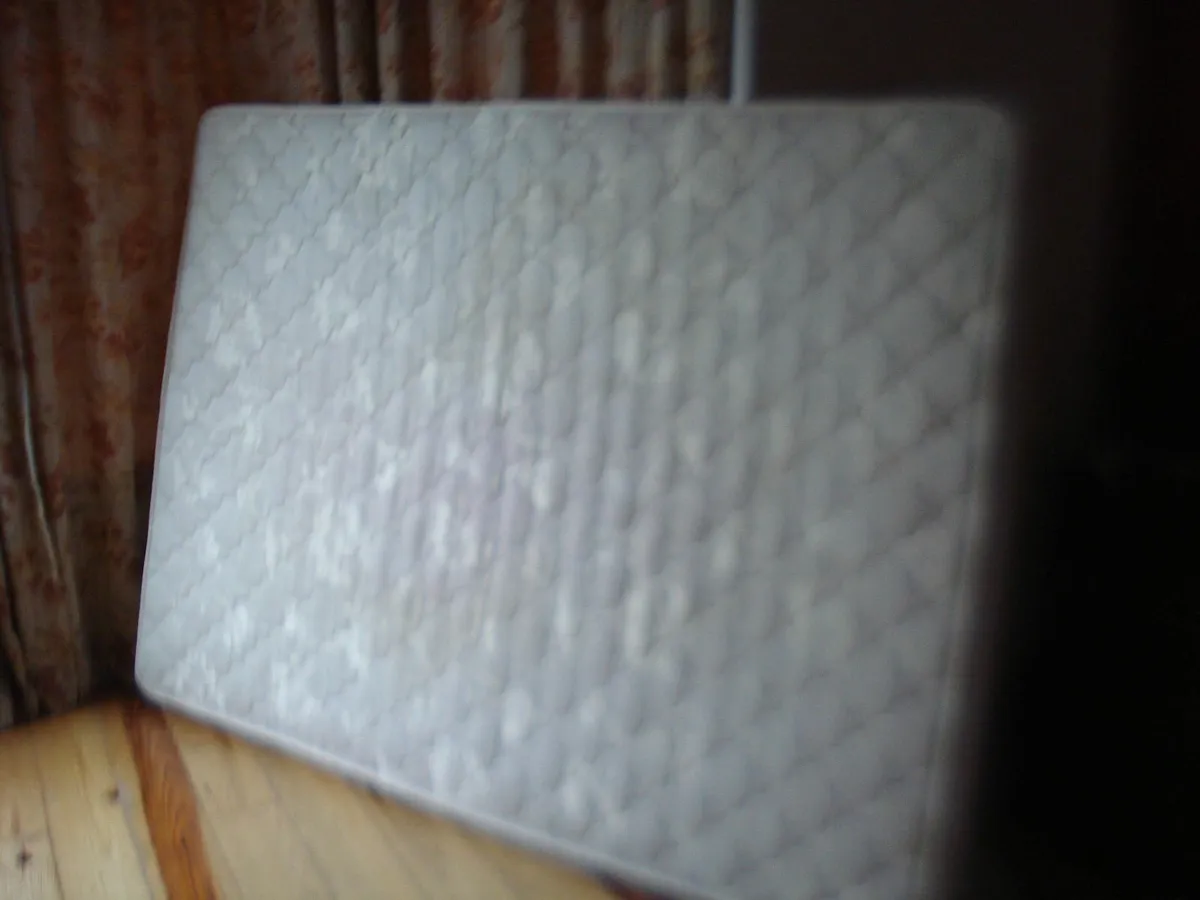 USED DOUBLE  MATTRESS. 54  x 76 INCH.