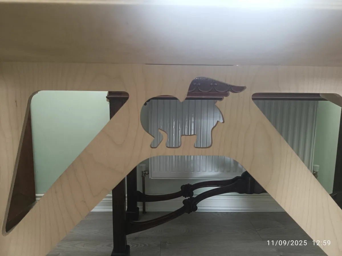 Flying Elephant home office desk - Image 3