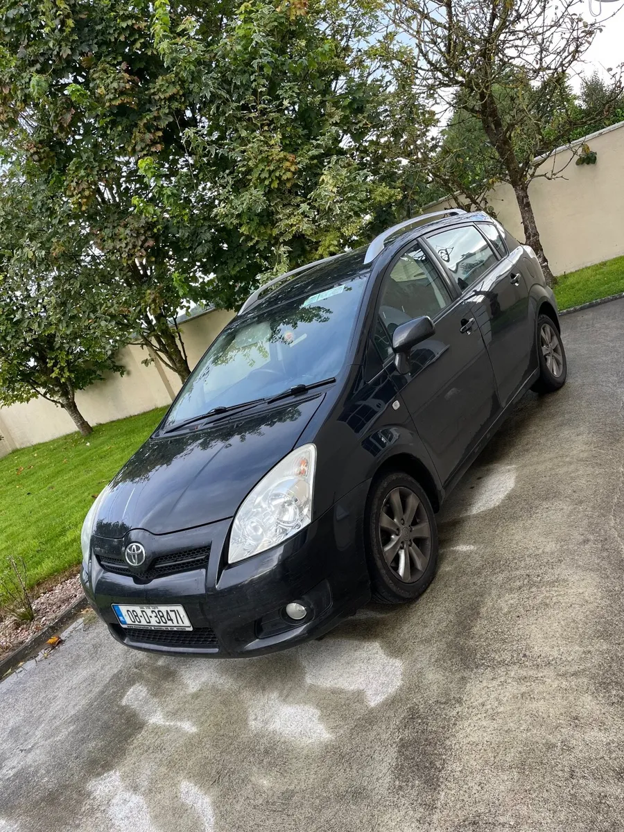 Toyota Corolla 2008 - Image 1