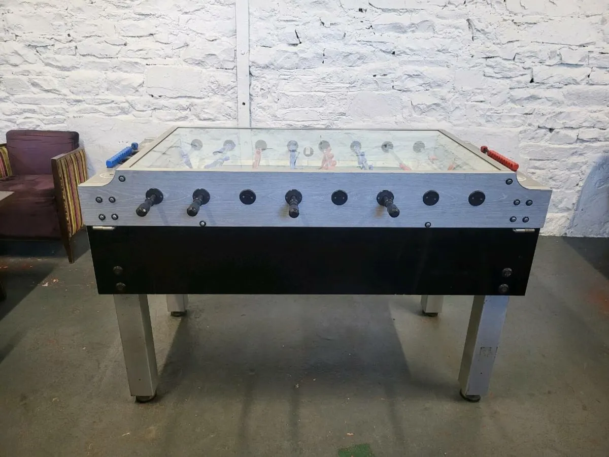 commercial foosball table in very good condition - Image 3