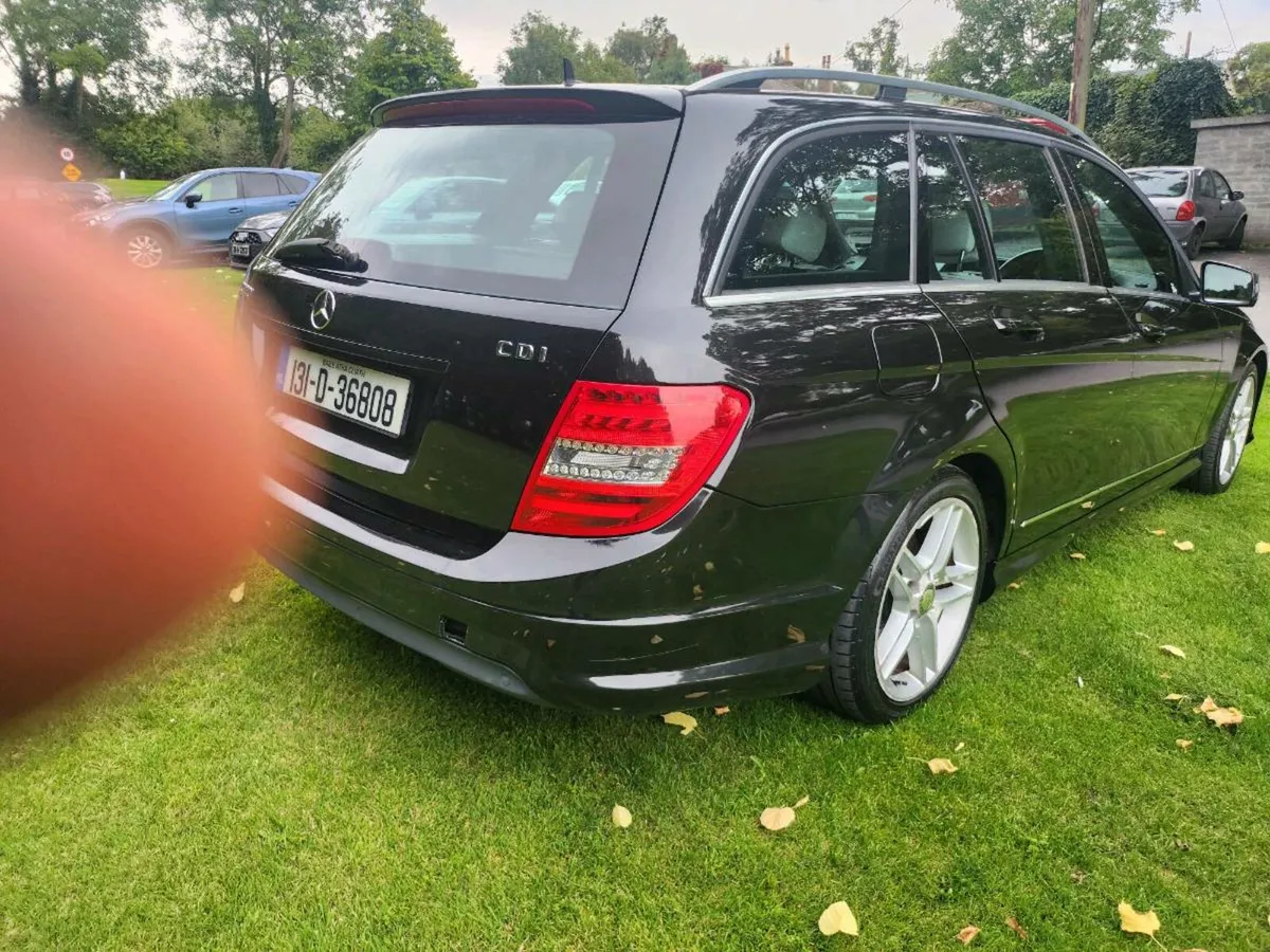 Car - Image 2
