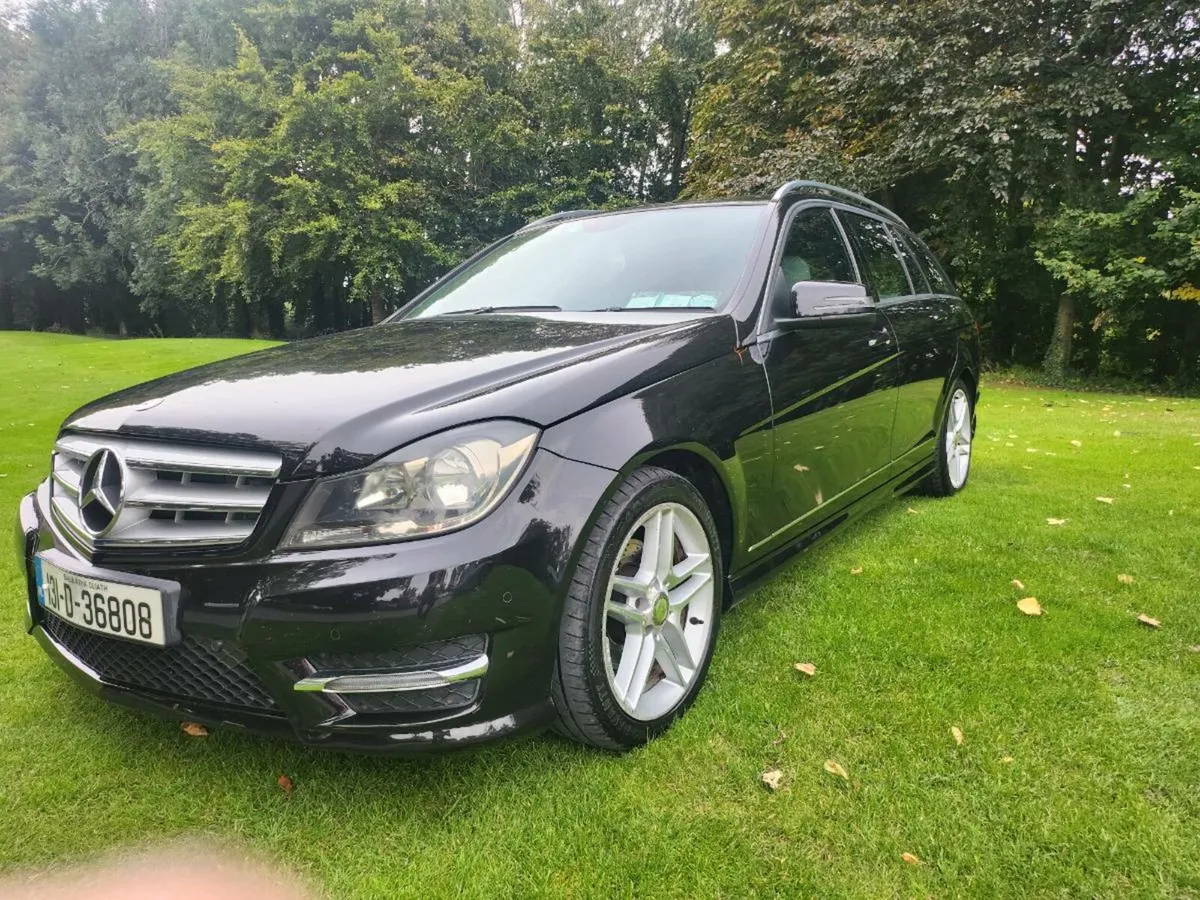 Car - Image 3