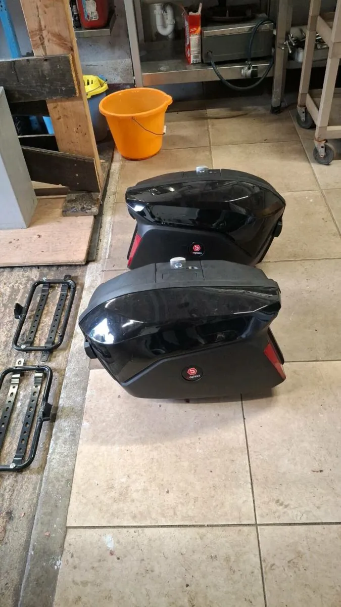 Triumph tiger 900 gt pro luggage 2020 - Image 4