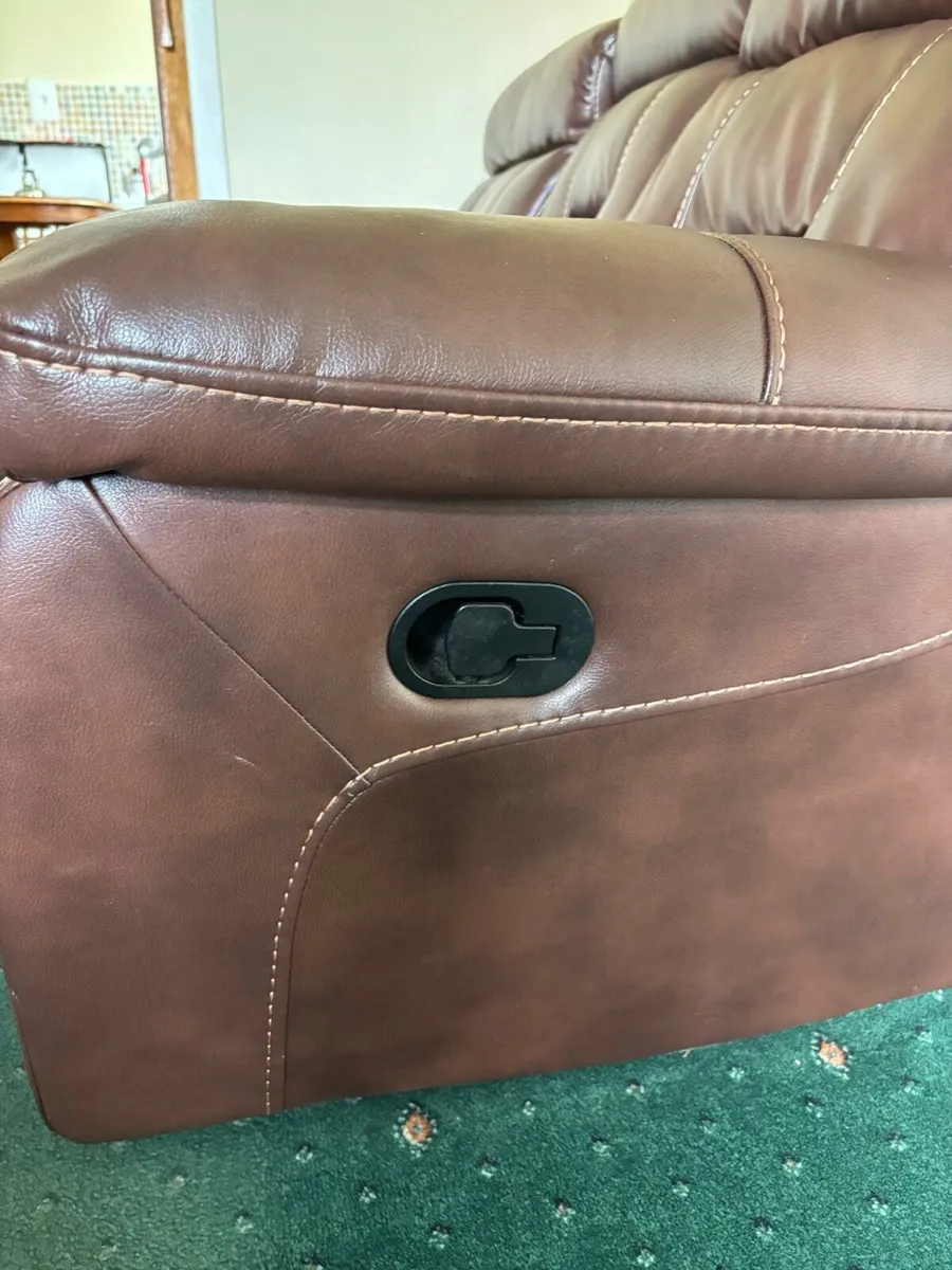 Leather sofa - Image 3