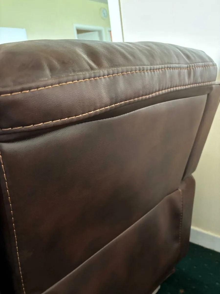 Leather sofa - Image 4