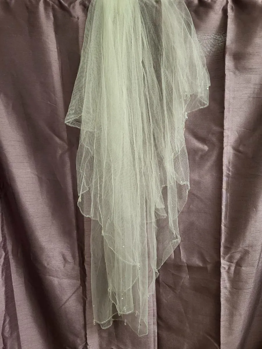 Wedding Dresses - Image 4