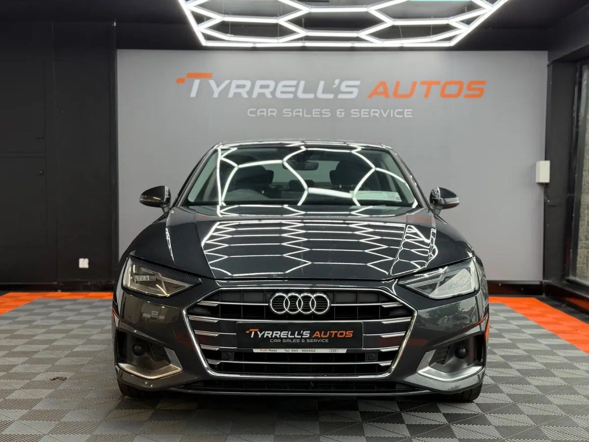 Audi A4 2.0TDI 35 S-Tronic SE 2022 - Image 3