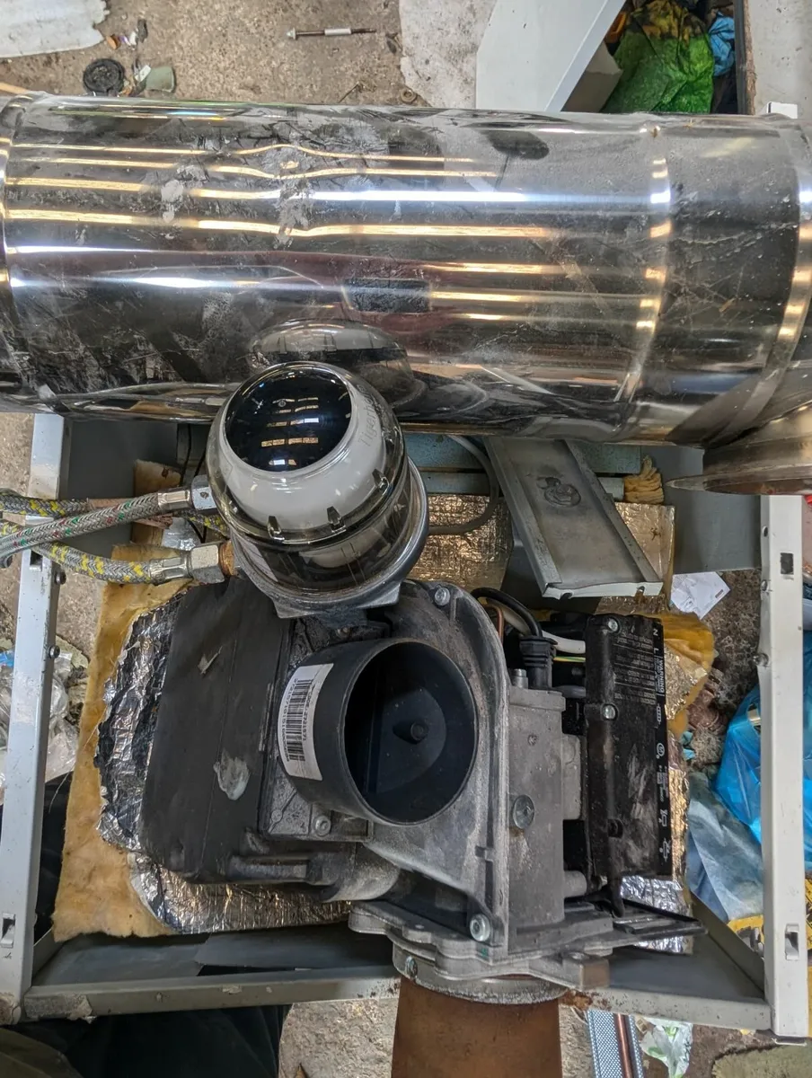 Indoor  condensing oil boiler - Image 4