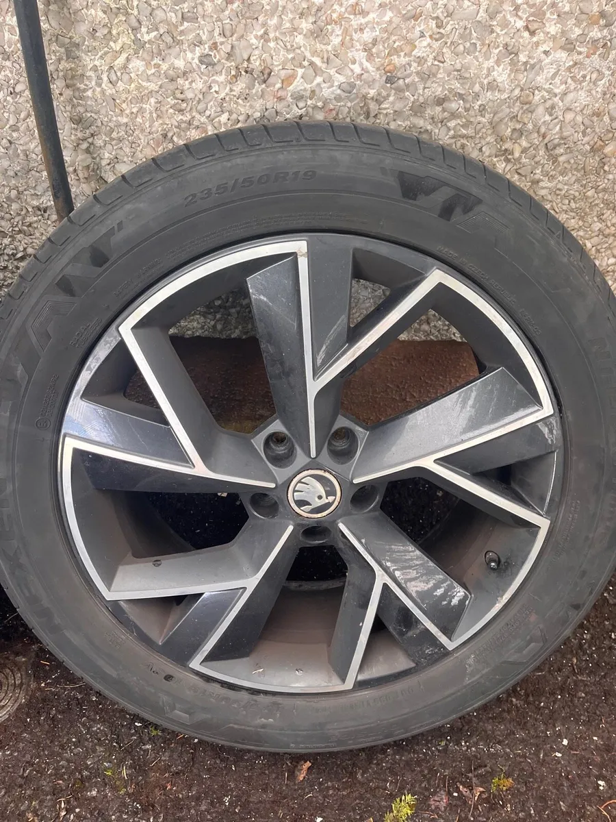 Skoda Kodiaq 19” alloy wheels - Image 1