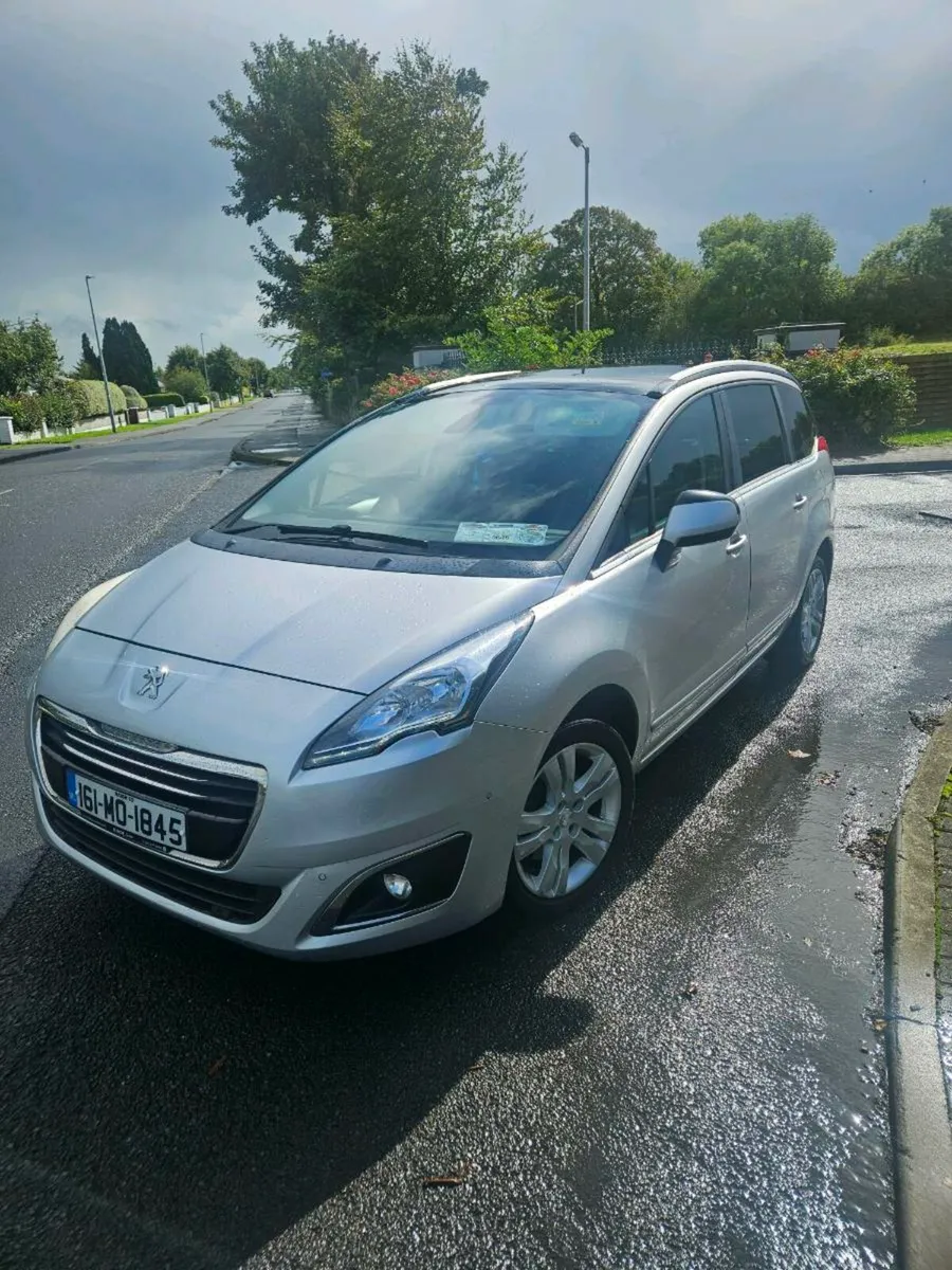 Peugeot 5008 1.6 High Spec - Image 1