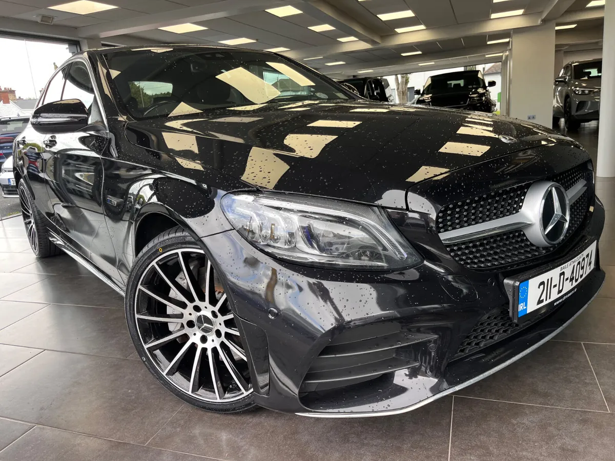 Mercedes-Benz C 300 AMG 2021 - Image 2
