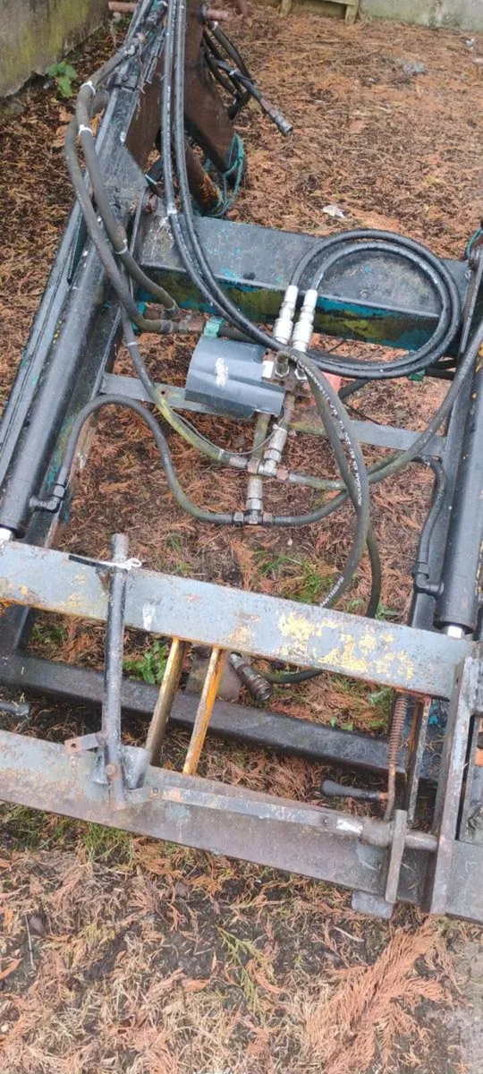 Loader - Image 2